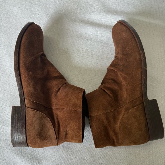 Kork-Ease Giba Ruched Ankle Bootie/Side Zip Size US 10M Brown Siena Suede - Picture 10 of 12